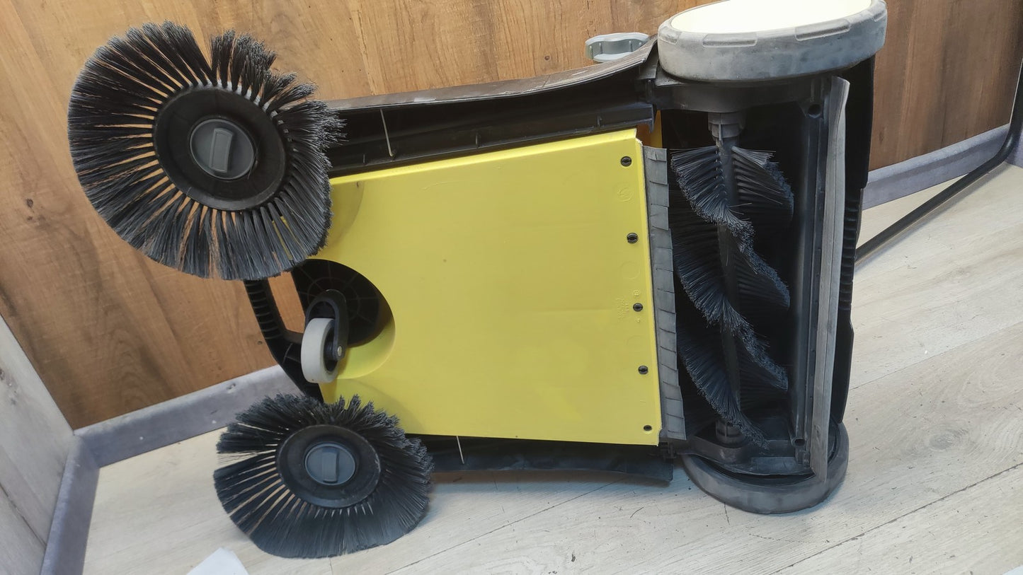 Kärcher Kehrmaschine S 4 Twin Arbeitsbreite 68cm 1.766-360.0, I38132