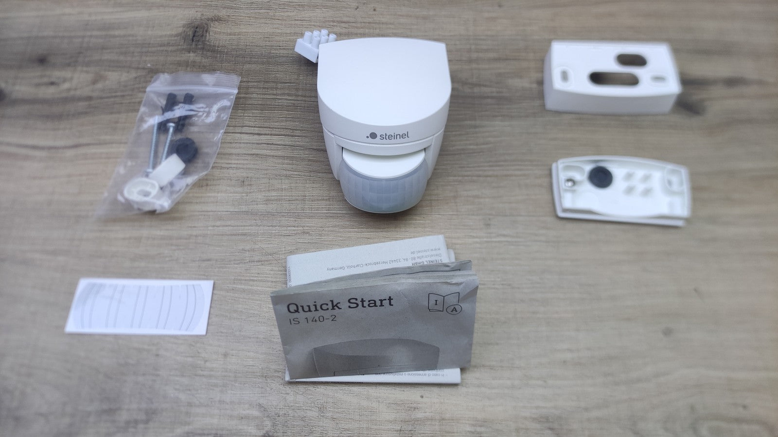 Steinel Bewegungsmelder IS 140-2 weiß, 140° Bewegungsensor, I38643