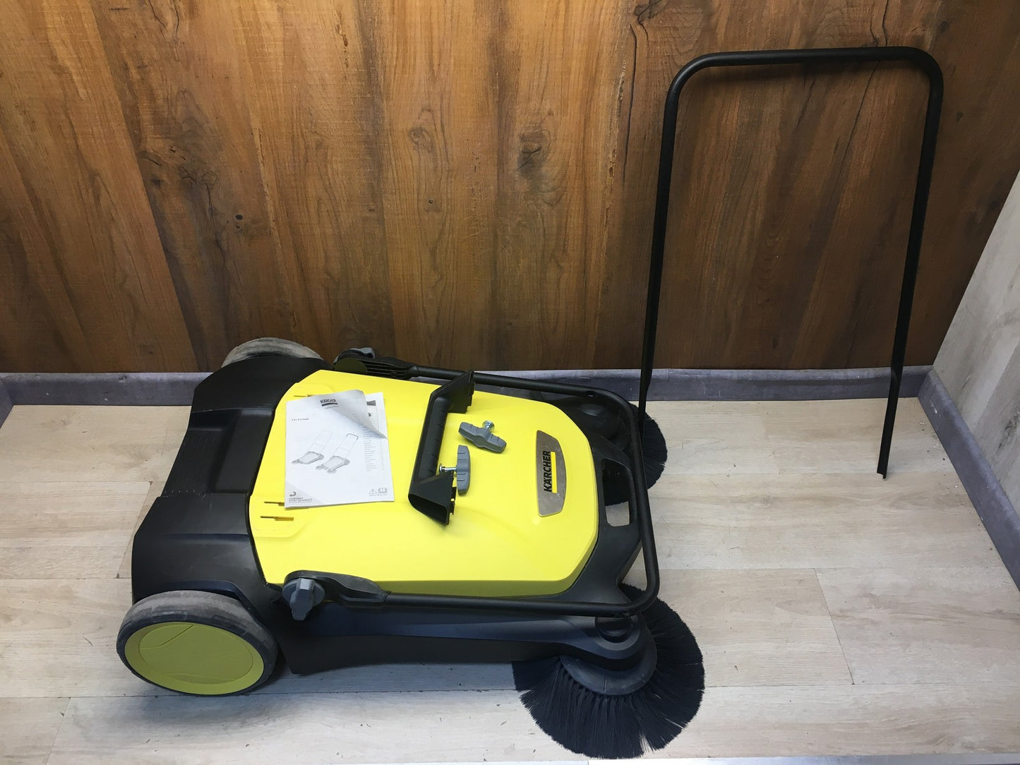 Kärcher Kehrmaschine S 4 Twin Arbeitsbreite 68cm 1.766-360.0, I38072