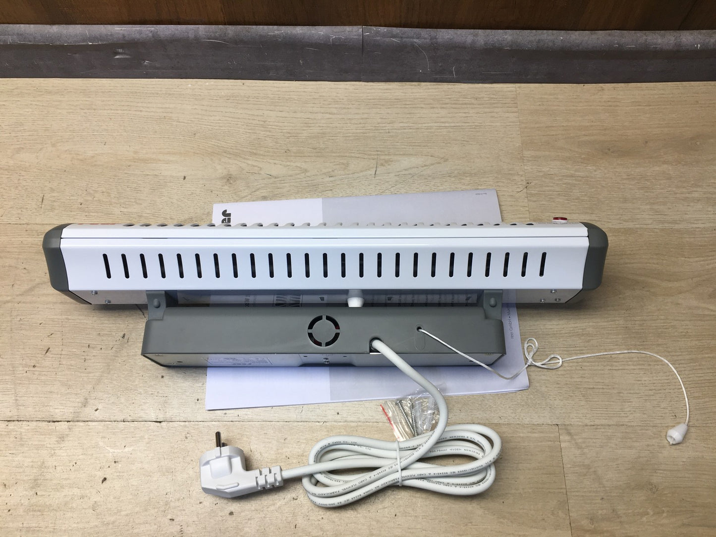 reer EasyHeat Wickeltisch-Wärmestrahler 19040, Wand-Heizstrahler, I37743