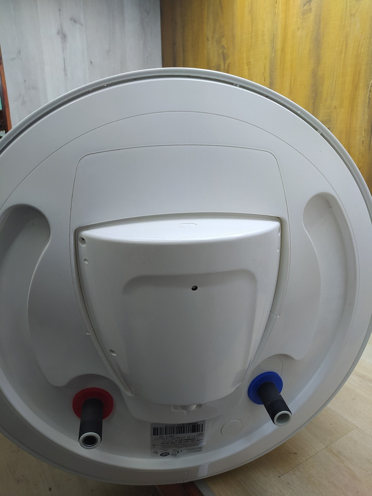 ARISTON Ari 200 Vert 560 Ther Mo Eu Warmwasserspeicher 200L EEK: C I35123