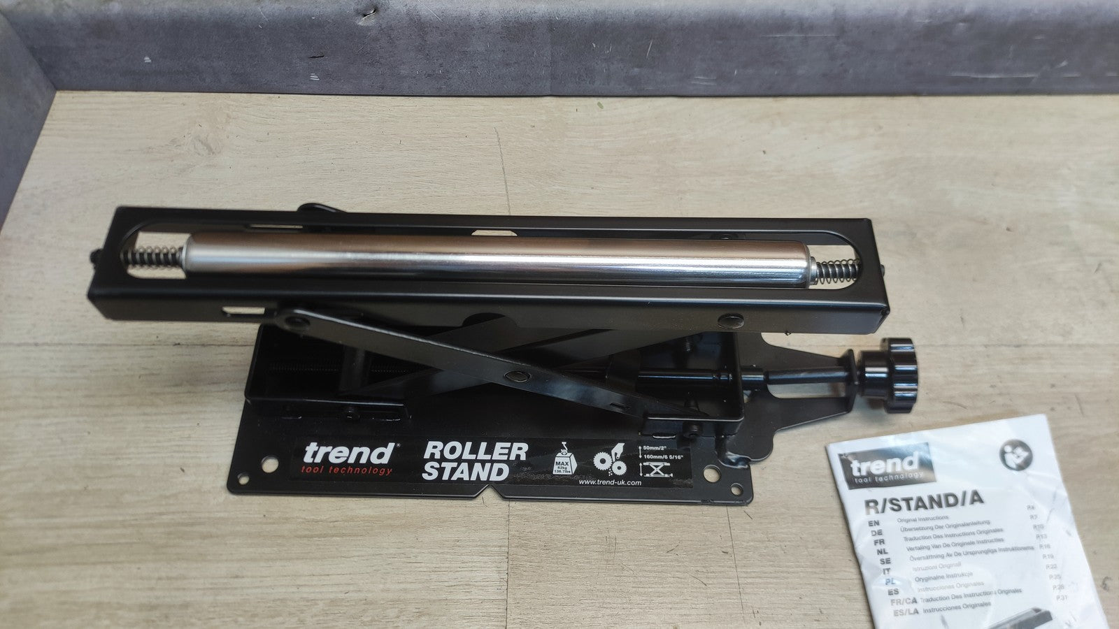 Trend R/STAND/A Verstellbarer Tischgehrungssägen-Rollenständer, I38260