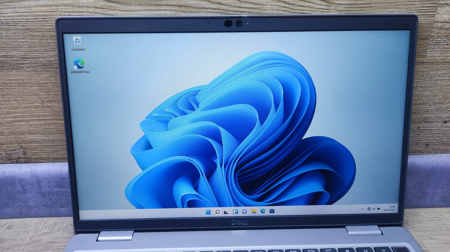 Dell Latitude 5530 Notebook 15.6" Touch FHD i5-1245U 16GB 256GB Thunderbolt LTE