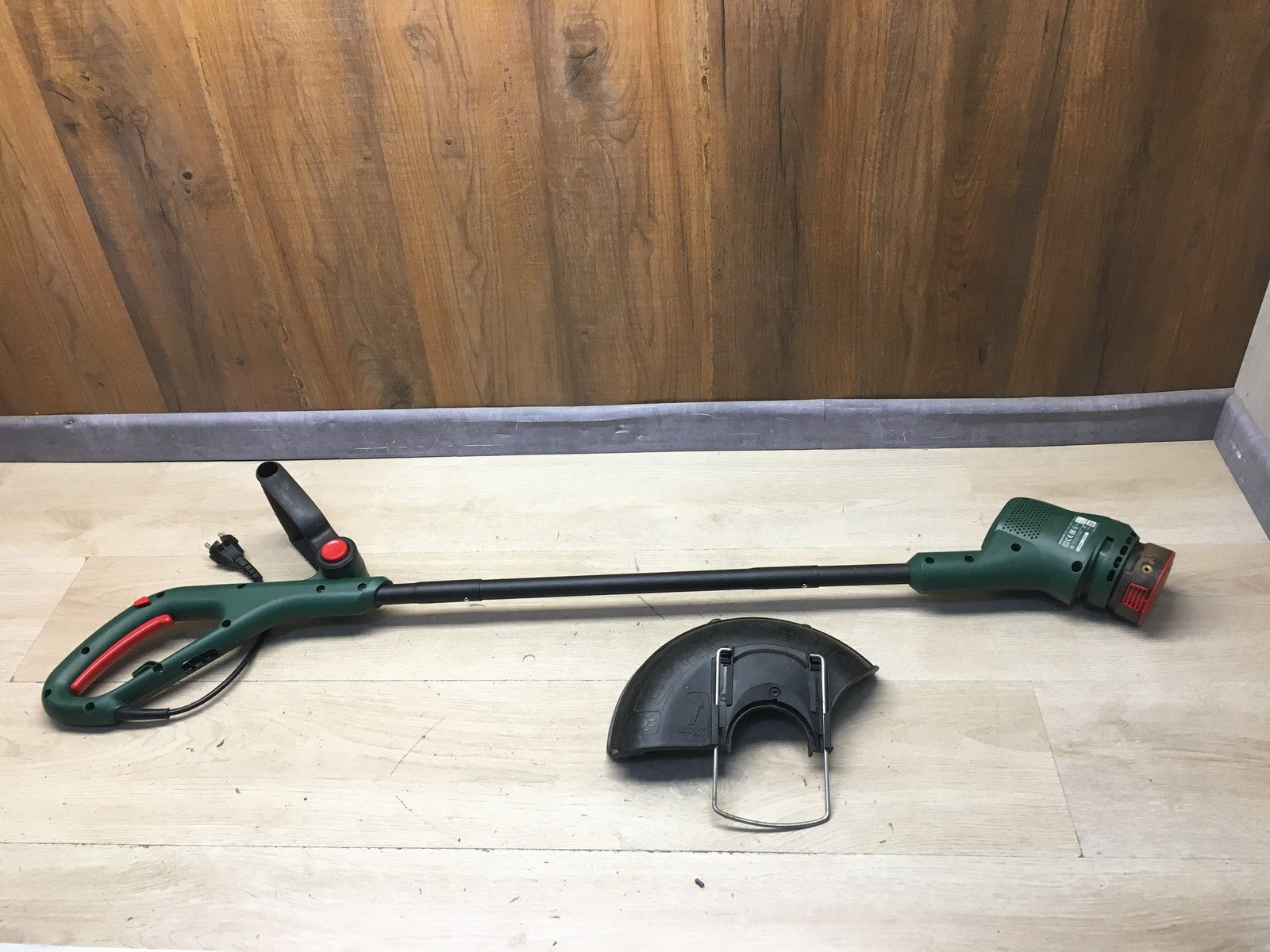 Bosch EasyGrassCut 26 elektrischer Trimmer 280W, I37657