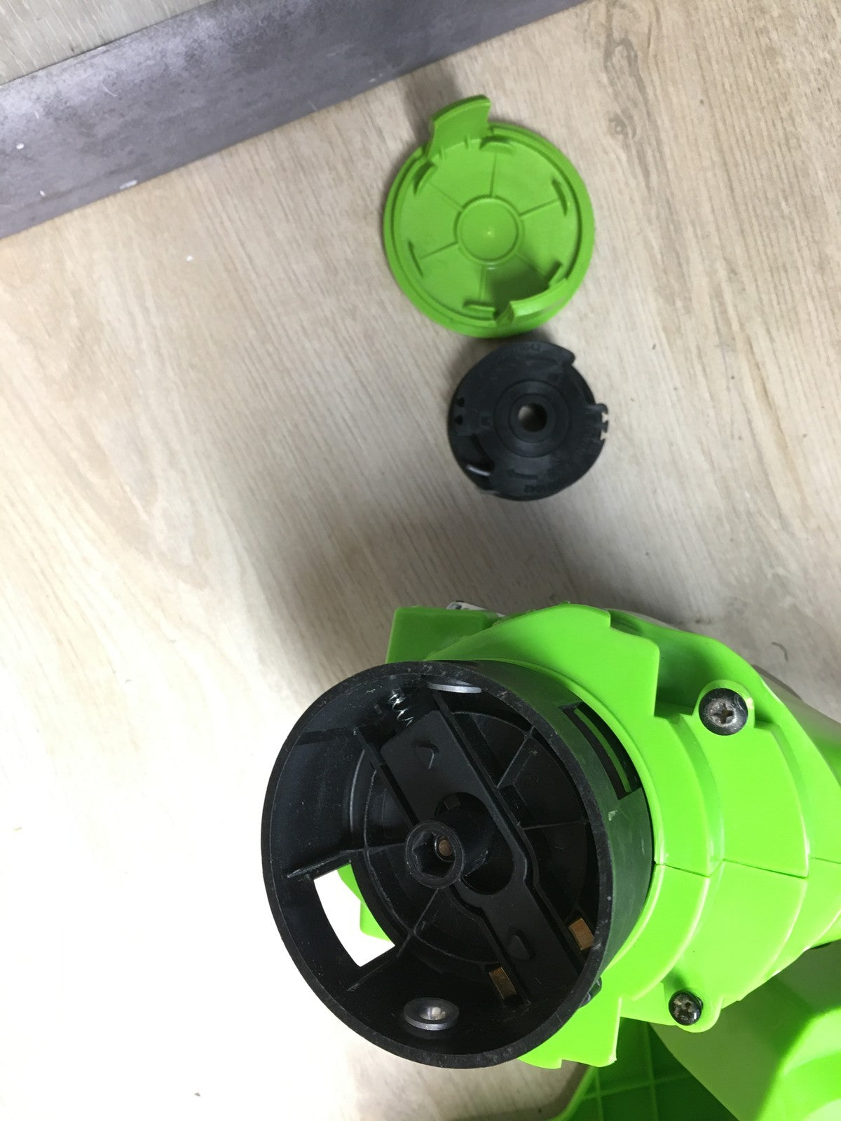 Greenworks G40LT Akku-Rasentrimmer 2101507UA, 40V, I37225