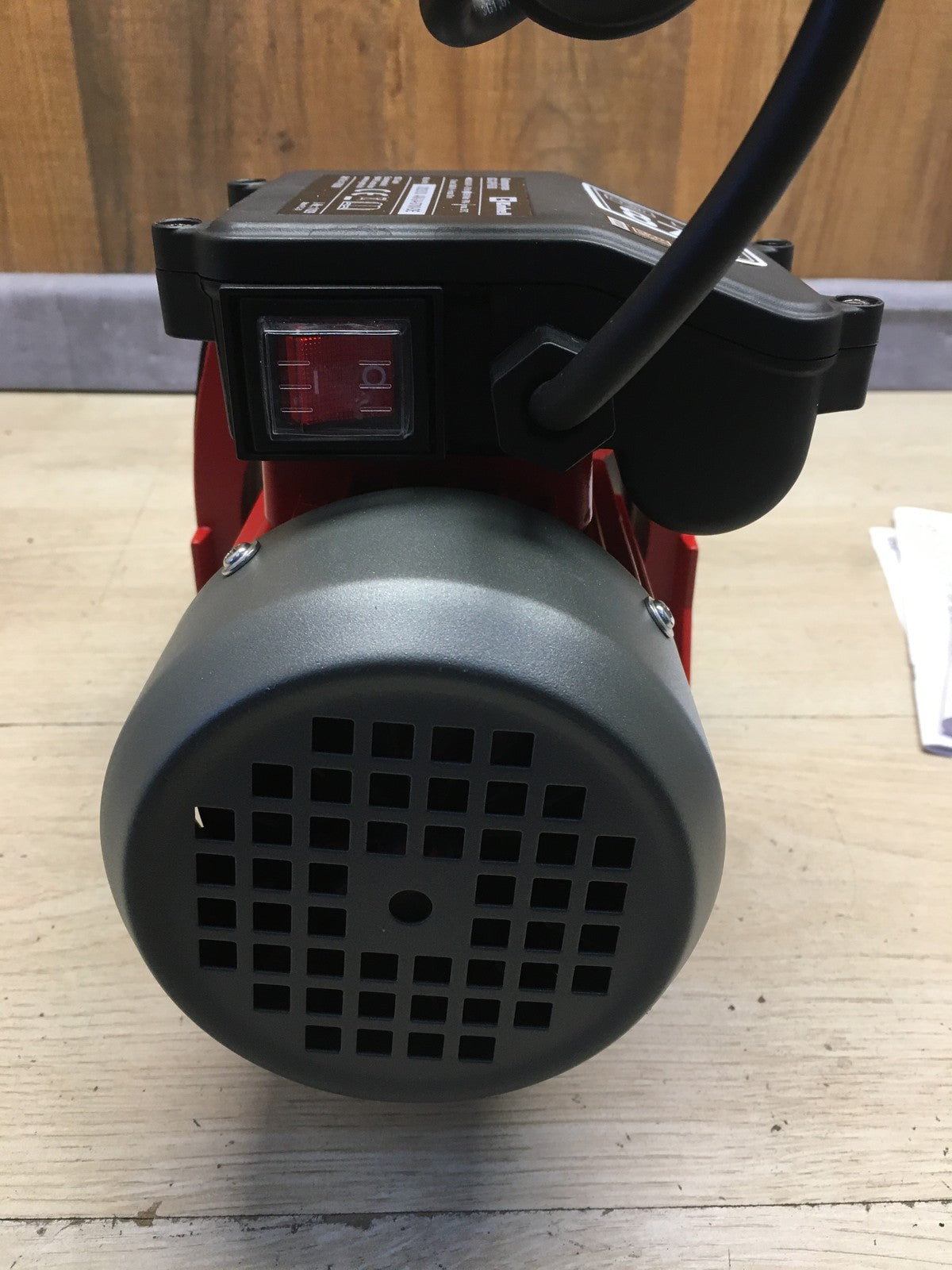 Einhell GC-GP 6538 Gartenpumpe 650W 3800 l/h max., I38230