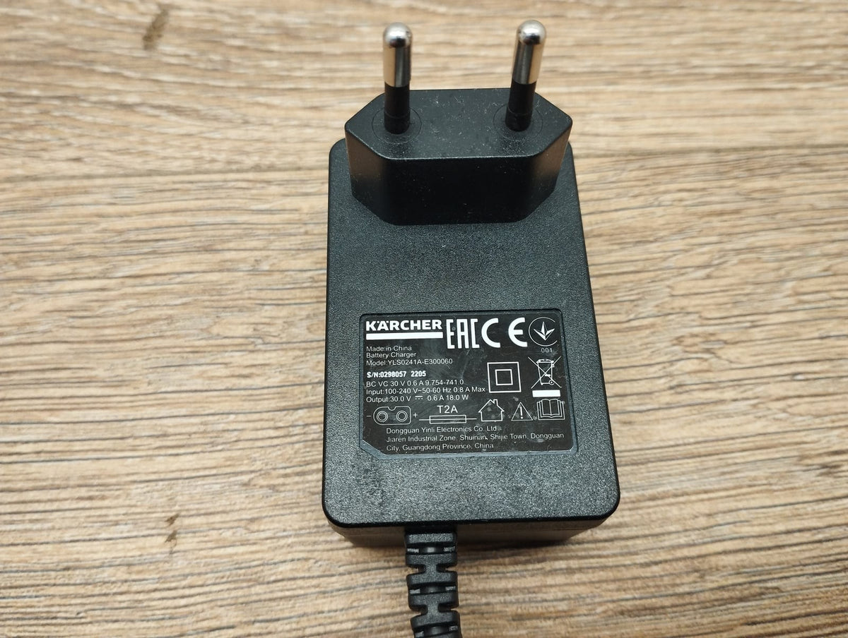 Kärcher VC 6 Cordless ourFamily Akku-Staubsauger 1.198-670.0 Weiß