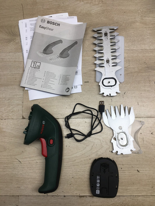 Bosch Gartenschere EasyShear, integrierter 3,6 V Akku, 12 cm / 8 cm, I40519