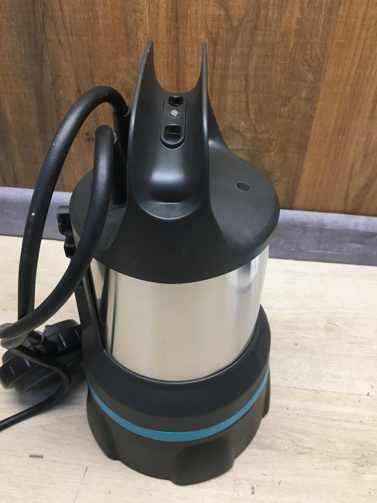 Gardena Klarwasser-Tauchpumpe 11000 (9032-20), 11.000 l/h Fördermenge, I40863