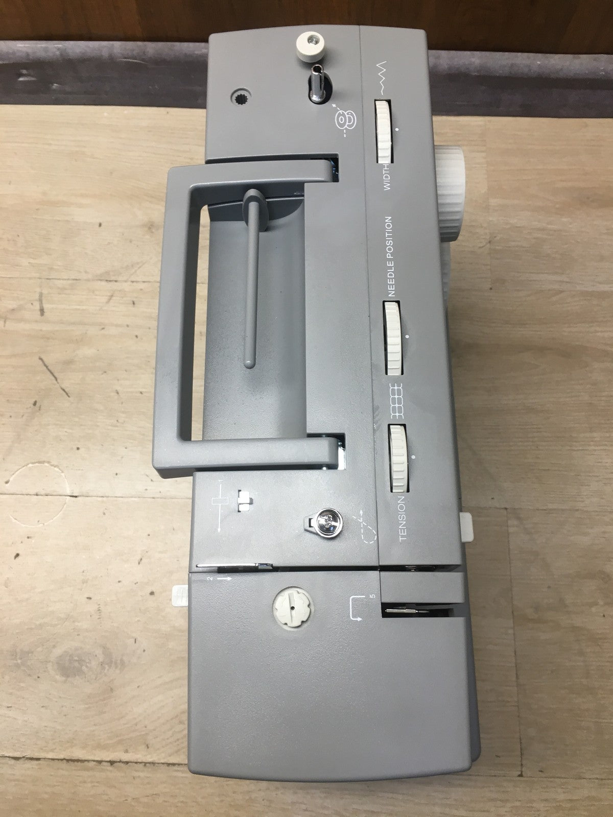 Singer Heavy Duty HD 4423 Nähmaschine, I37733