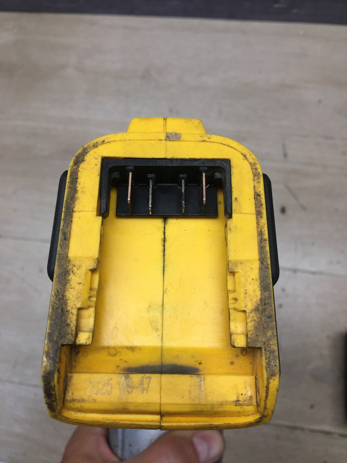 DEWALT Akku-Schlagschrauber DCF899P2, inkl. 2x Akkus, I40043