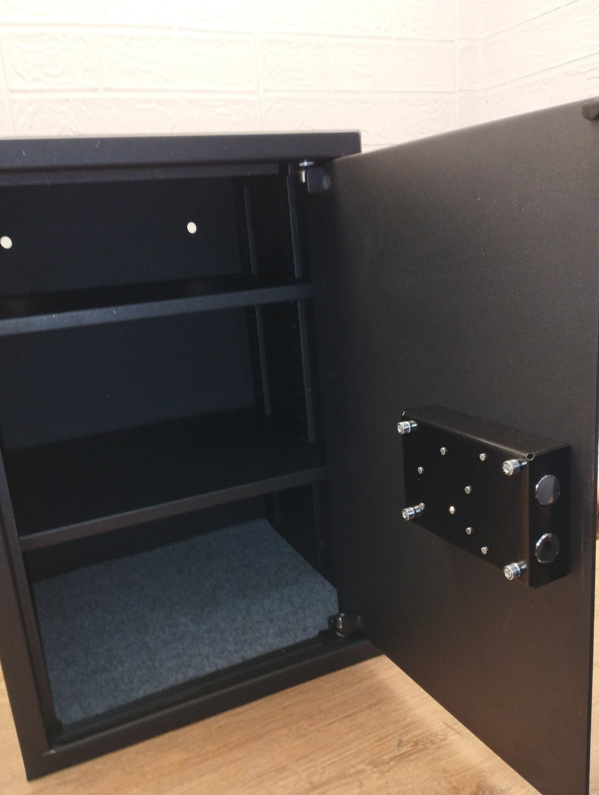 Brihard Business Tresor Safe mit Schlüssel-Schloss 60L