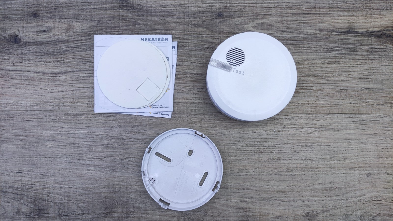 Hekatron Genius Plus Brandmelder (31-5000020-06-02) mit Batterien, I36167
