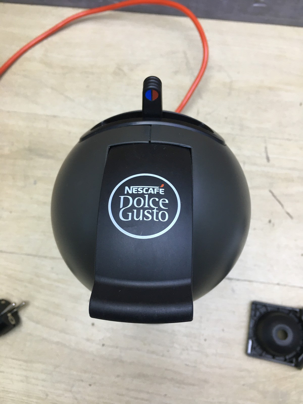 Krups KP 100B Nescafé Dolce Gusto Piccolo Kaffeekapselmaschine 1500 W, I35151