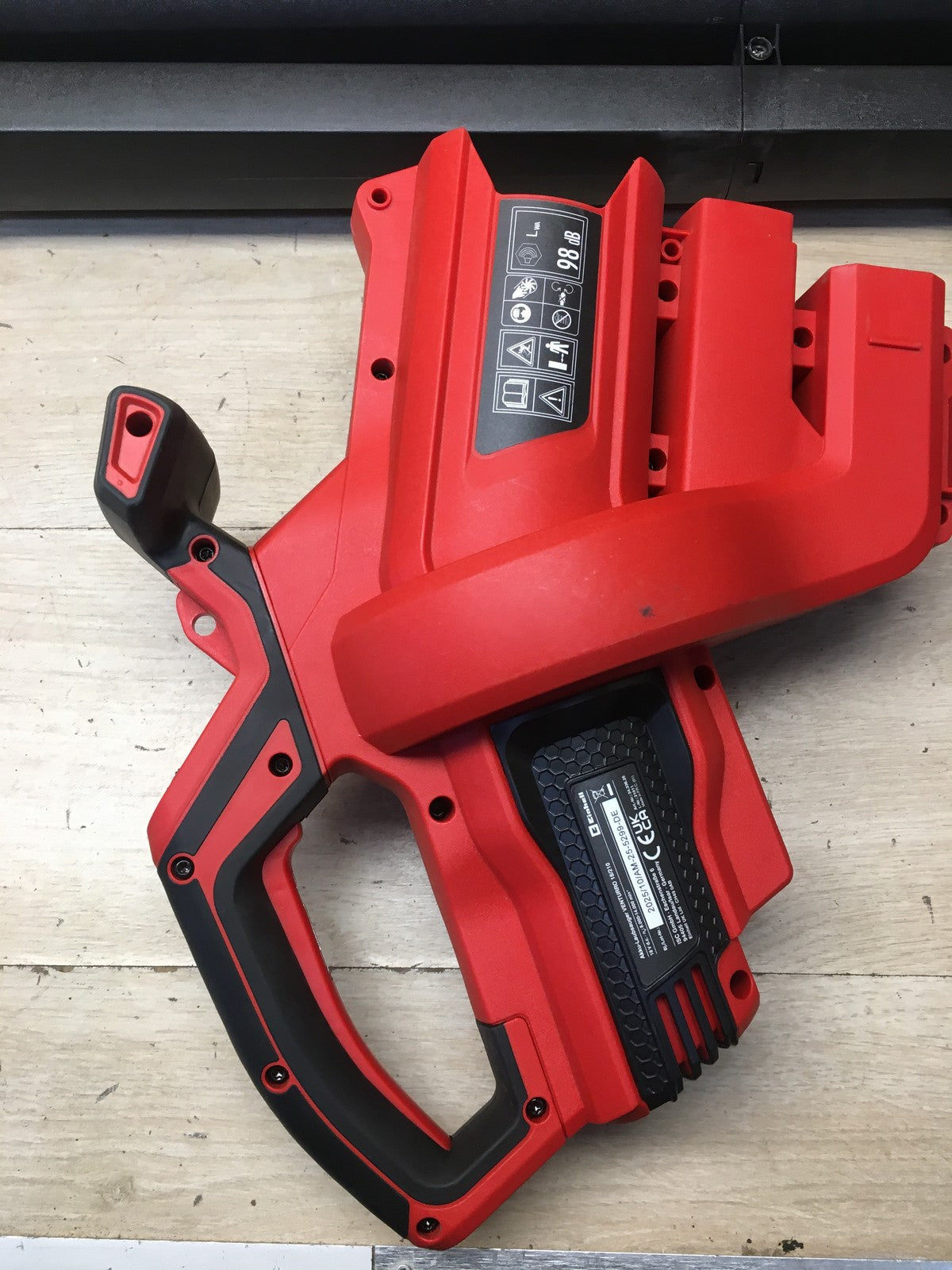 Einhell Akku-Laubsauger VENTURRO 18/210 SOLO, 18 V, I38179