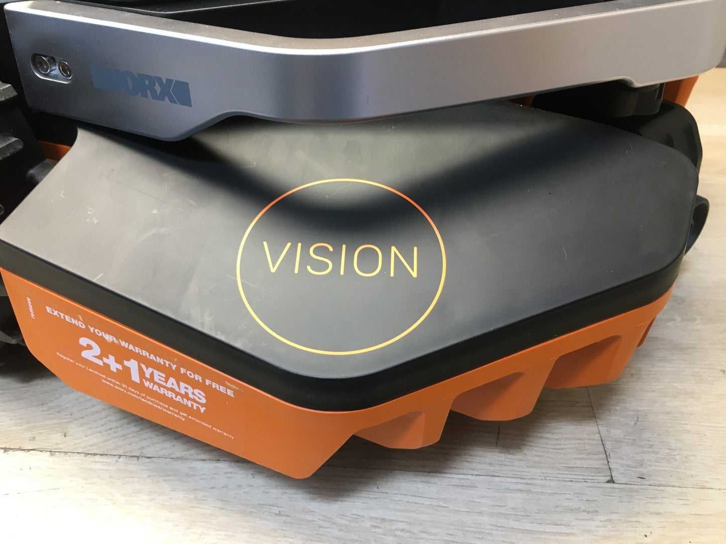 WORX Landroid Vision L1600 Mähroboter WR216E.1, für Gärten bis 1600m², I38528