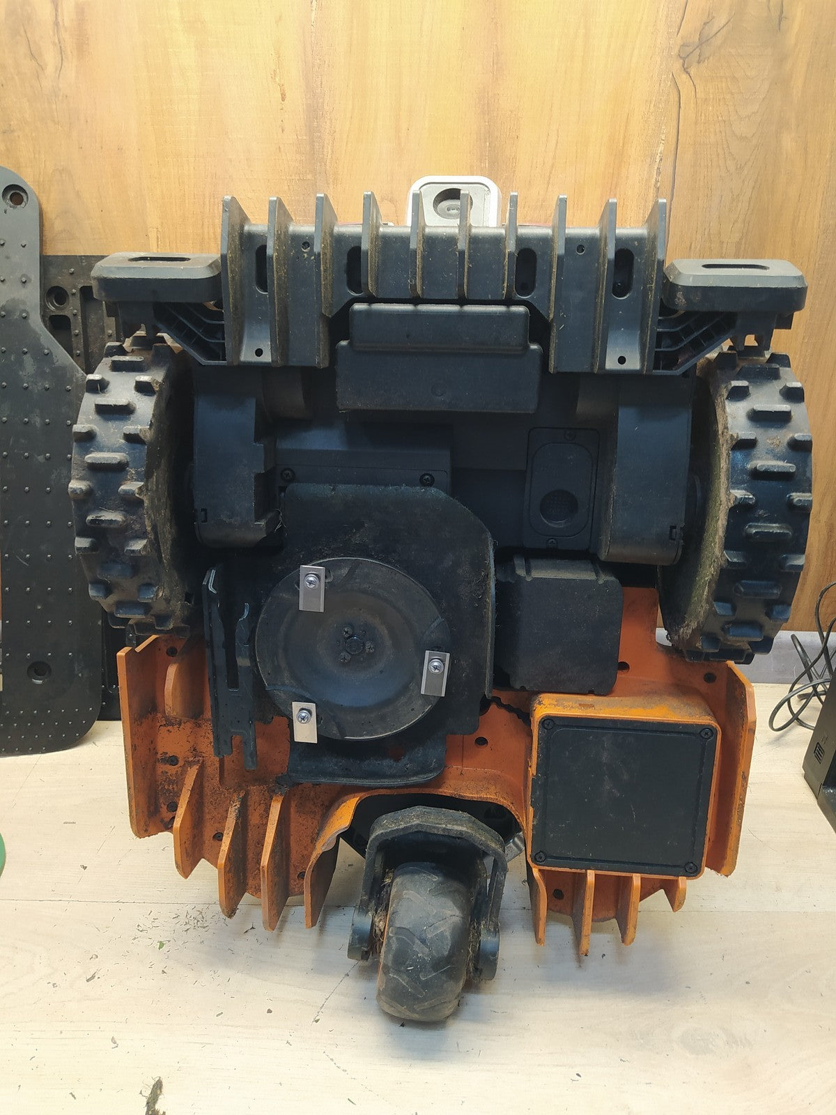 WORX Landroid Vision M600 Mähroboter ohne Begrenzungskabel WR206E.1 I38828