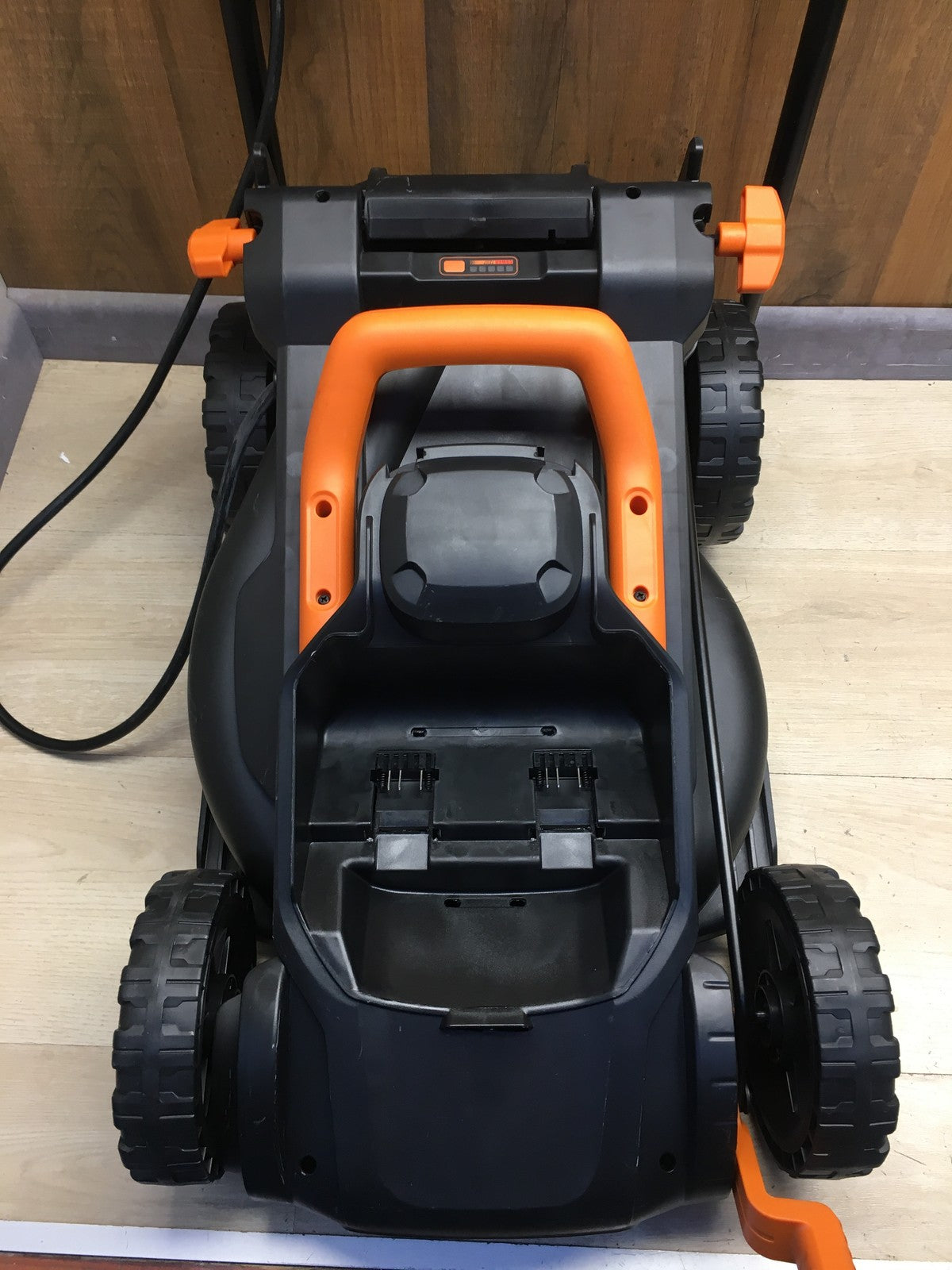 Worx WG779E Akku-Rasenmäher SOLO, I40010