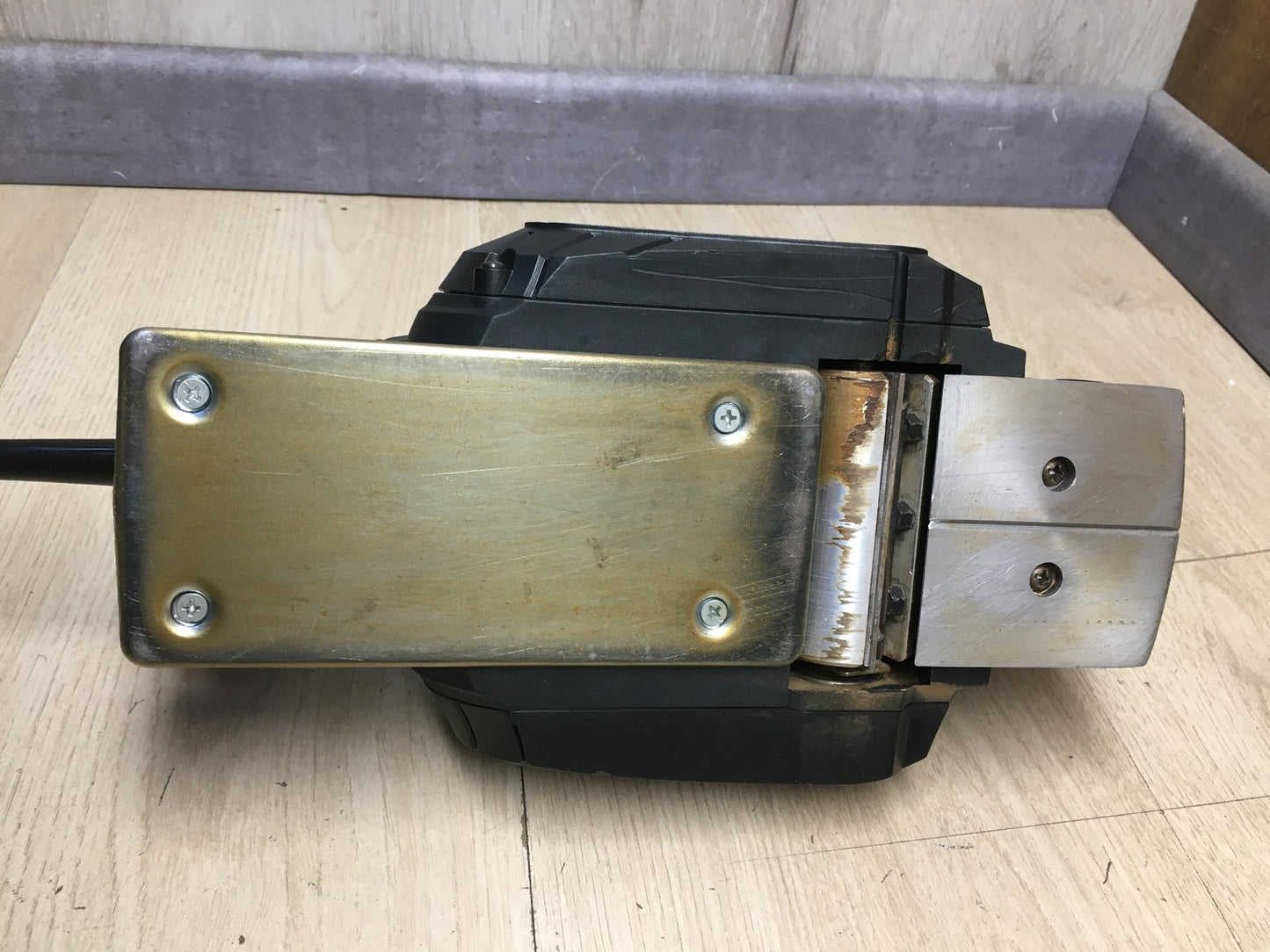 FERM PPM1010 Elektrohobel, Planungsmaschine 650W, I39158