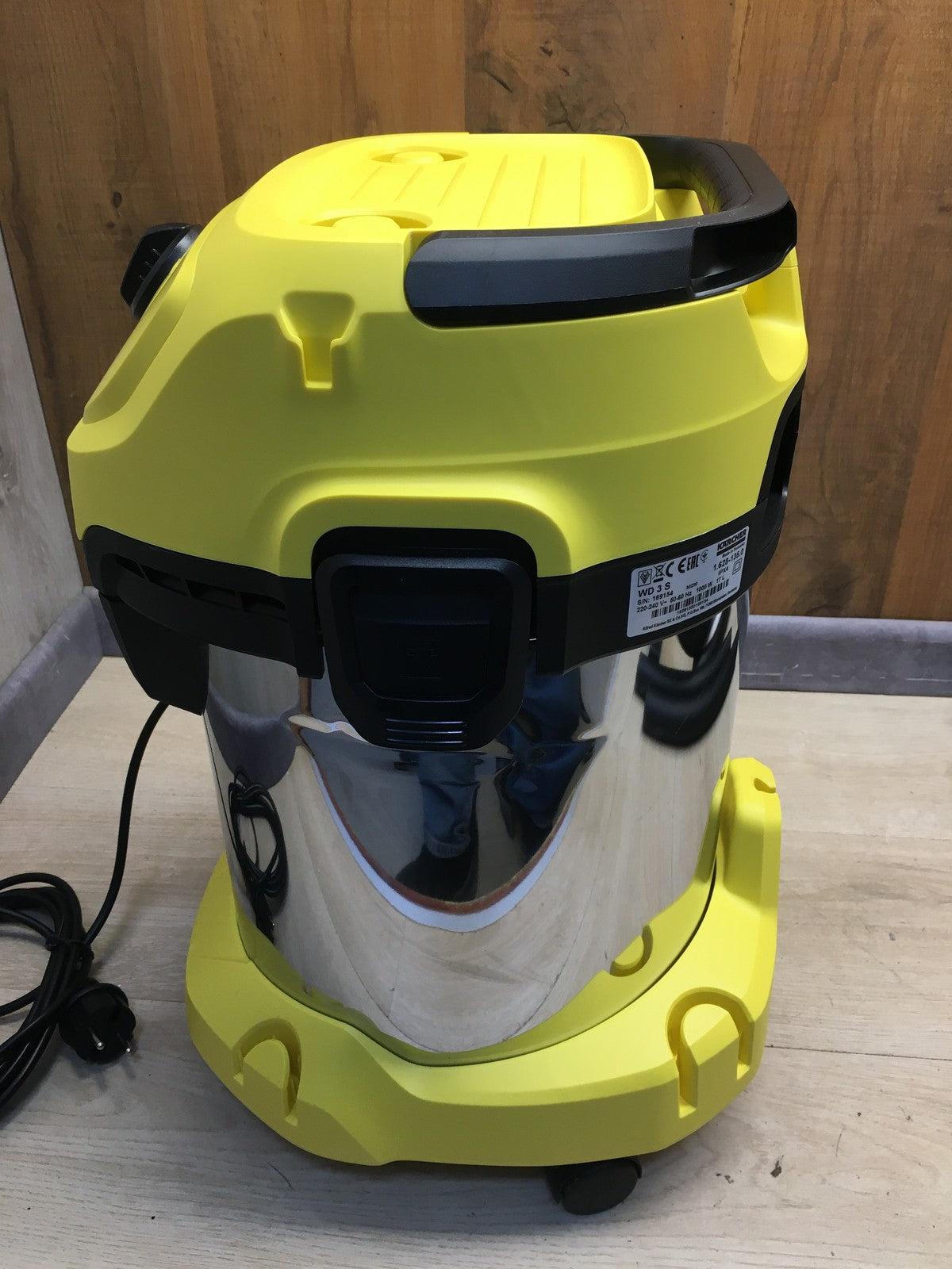 Kärcher 1.628-135.0 Nass-/Trockensauger WD 3 S, 1000W, 17L, I37641