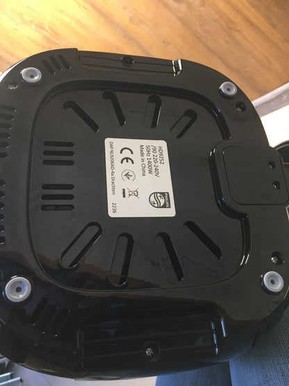 Philips Essential Airfryer Fritteuse ohne Öl (HD9252/90), 4,1 L, I37647