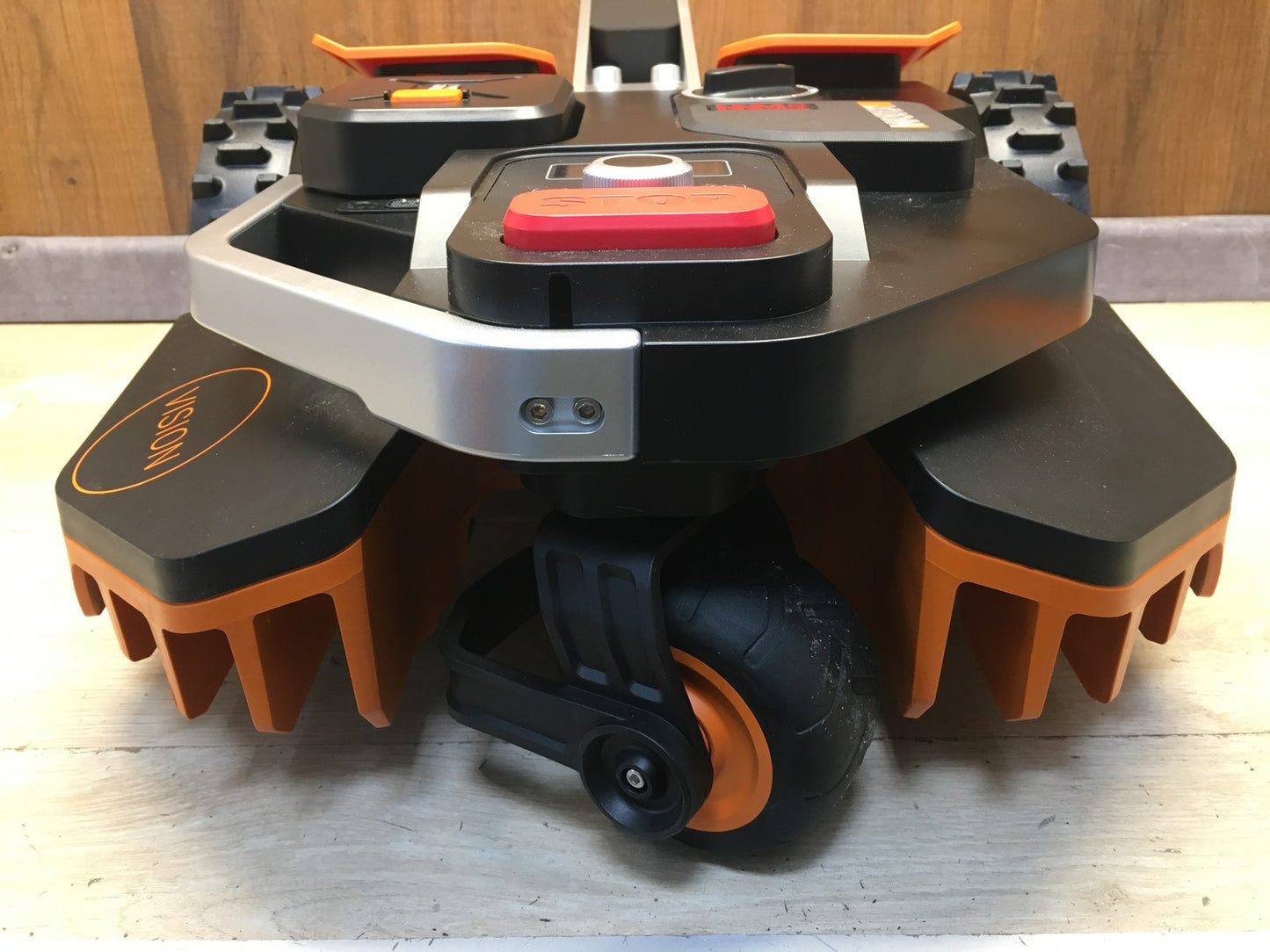 WORX Landroid Vision M550 Mähroboter ohne Begrenzungskabel WR205E, I38187