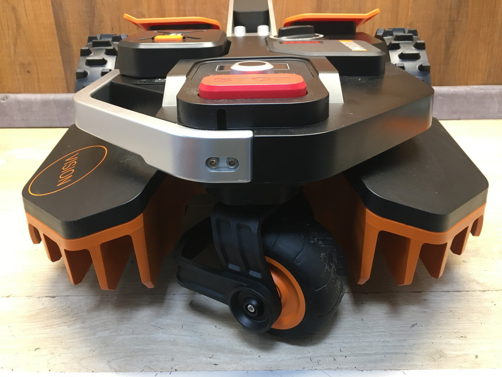 WORX Landroid Vision M550 Mähroboter ohne Begrenzungskabel WR205E, I38187