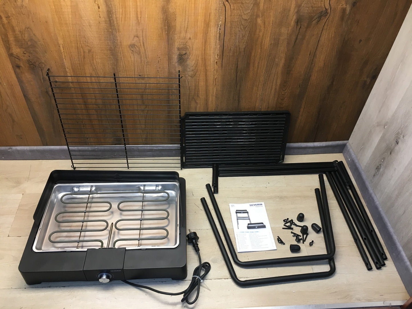 SEVERIN PG 8563 Standgrill mit Standuntergestell und Ablagerost, I38968
