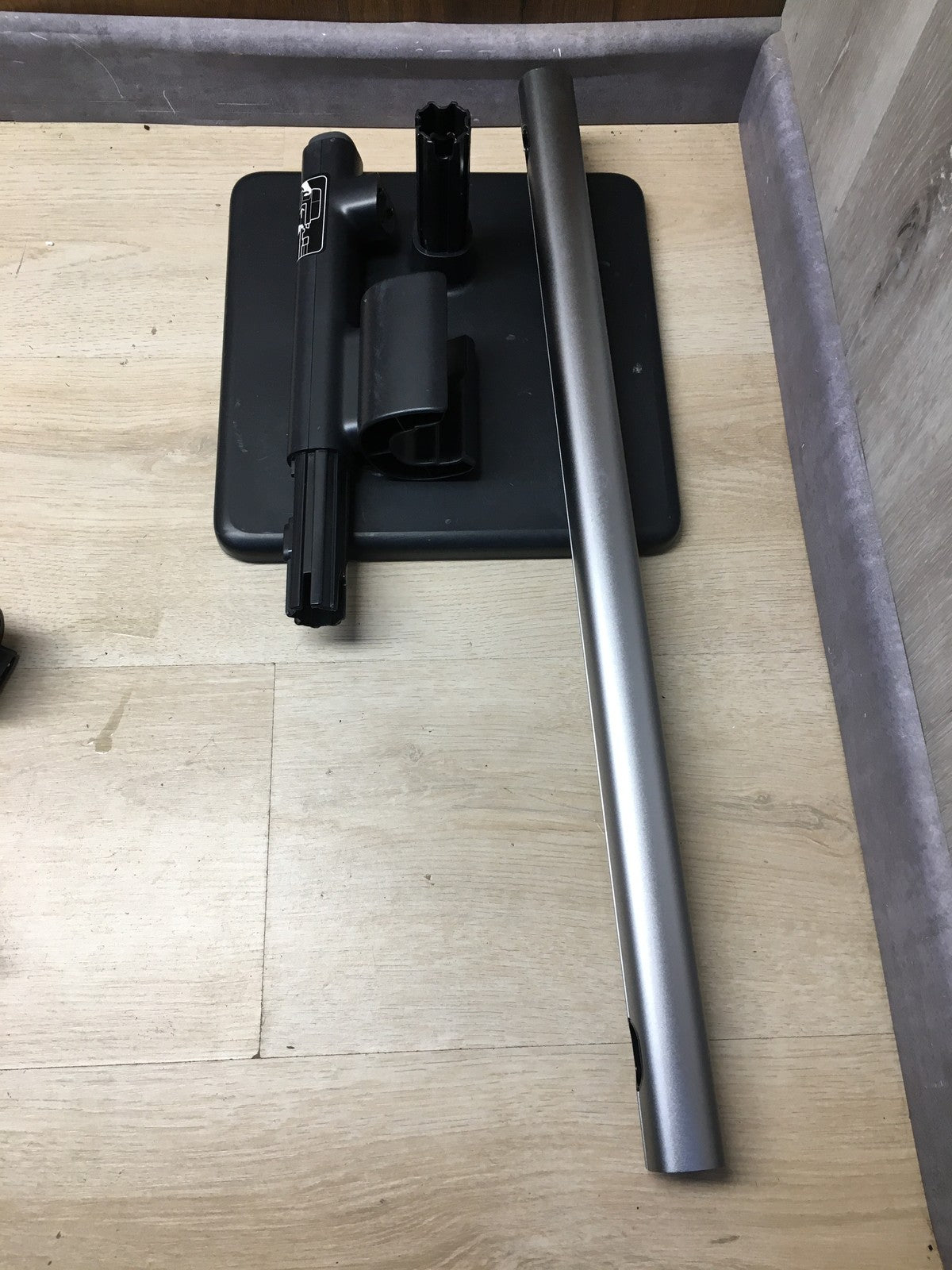 AEG Ultimate 7000 Akku-Staubsauger AP71A142XN, I36235