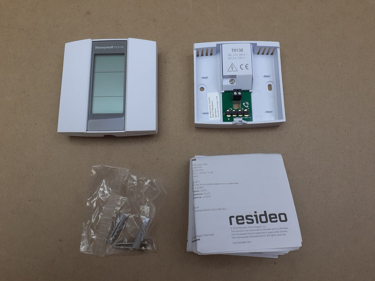 T136 Honeywell Home T136C110AEU T136 Programmable Thermostat, White, I06327 ...