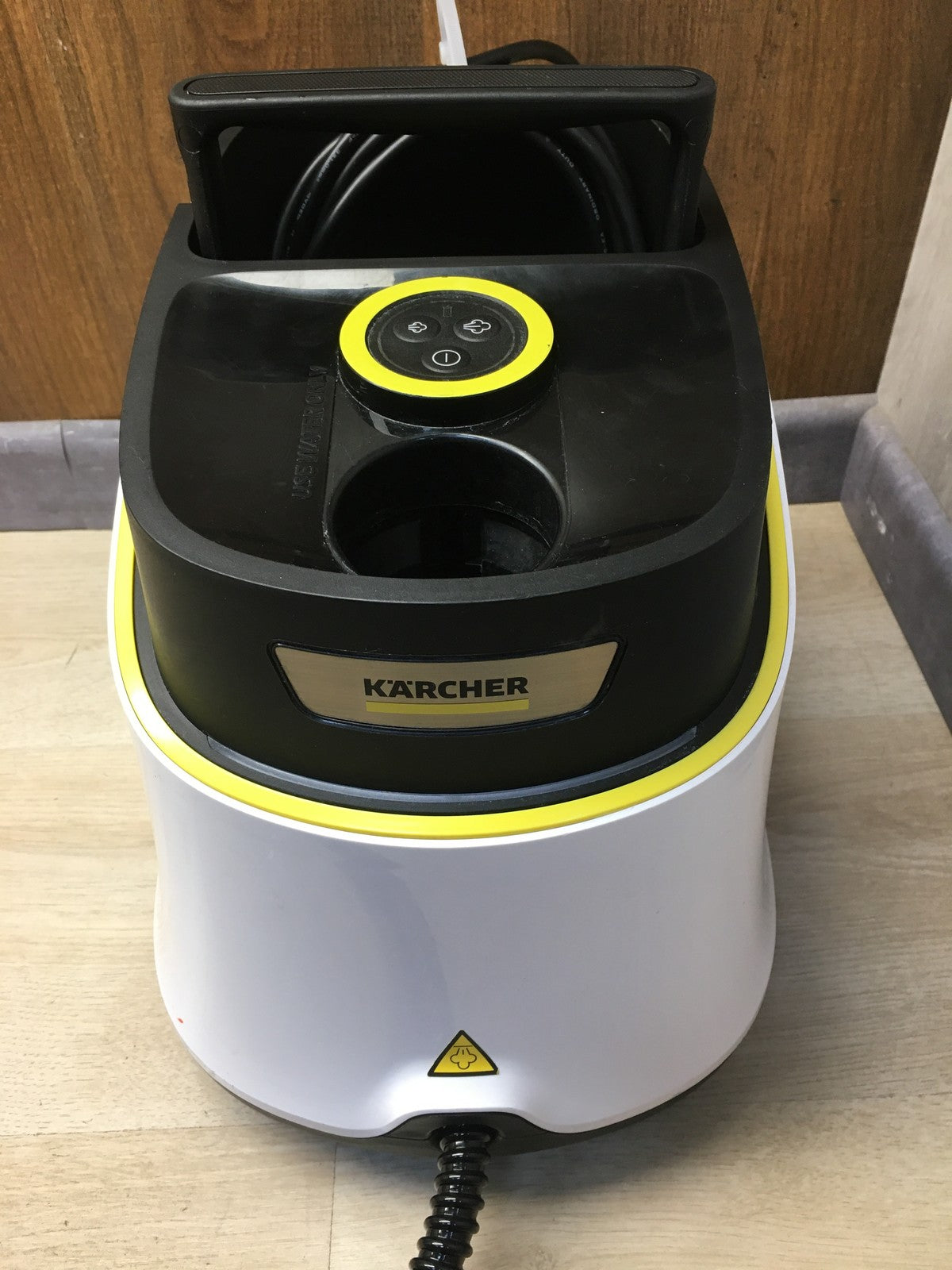 Kärcher SC 3 Deluxe Dampfreiniger 1.513-430.0, 1900W, I37808