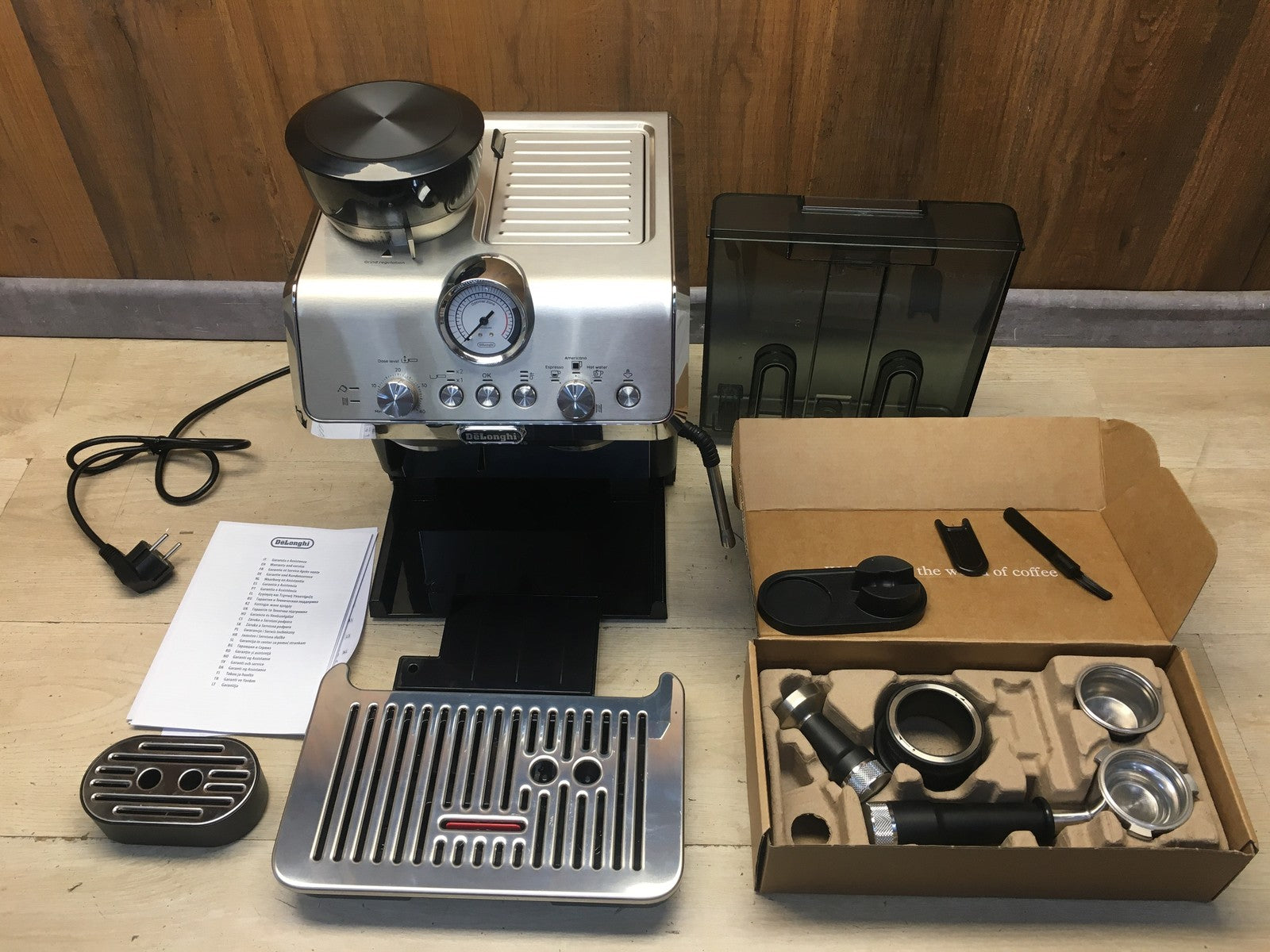 De'Longhi La Specialista Arte EC9155.MB Espressomaschine mit Mahlwerk, I39332