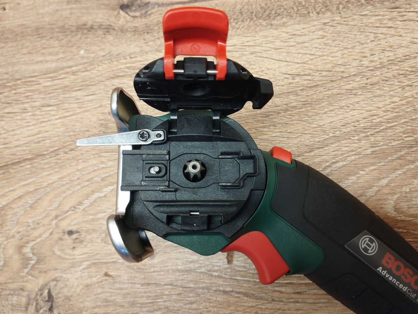 Bosch Akku-NanoBlade-Säge AdvancedCut 18 solo, 18 V, I39846