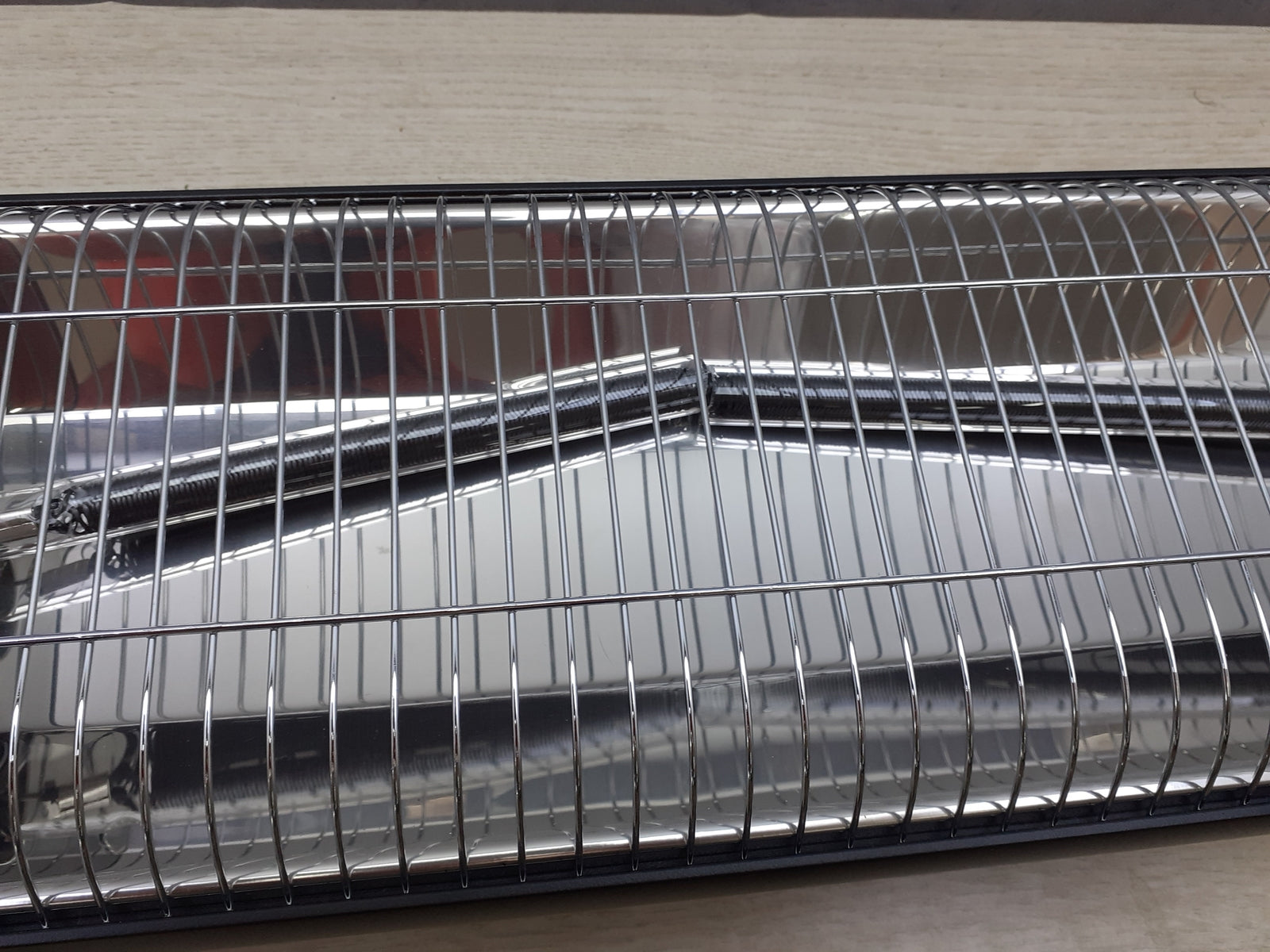 ICQN IC2500.R Stand Heizstrahler 2300 W, 4 Heizstufen mit Fernbedienung, I18313
