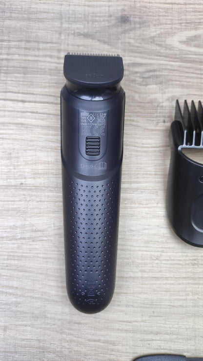 Braun Series 3 BT3520 Bartschneider Barttrimmer, I39606