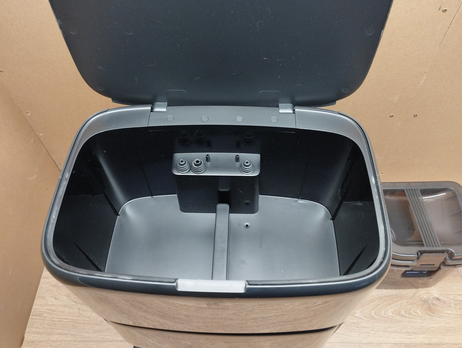 Mova Z60 Ultra Roller Complete Saugroboter mit Wischfunktion (RLZ83CE-1), I39475