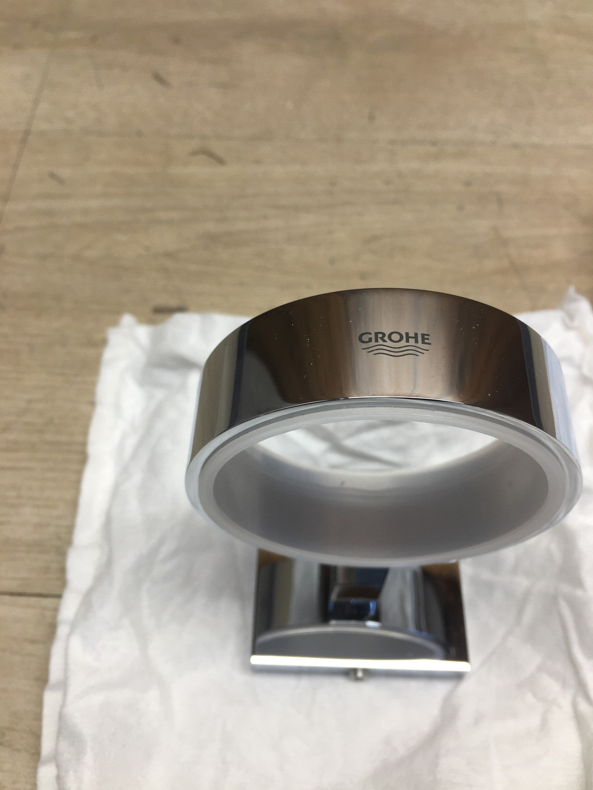 GROHE Start Cube klebbarer Seifenspender für das Bad 41098000, 160 ml, I38605