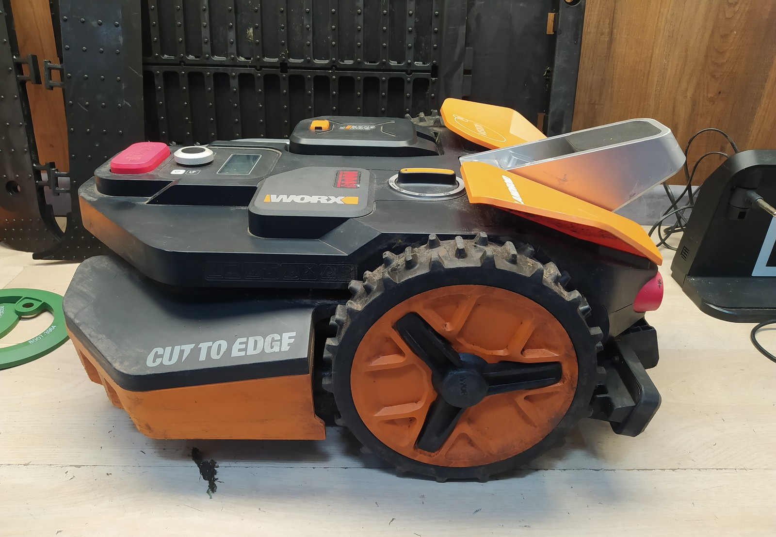 WORX Landroid Vision M600 Mähroboter ohne Begrenzungskabel WR206E.1 I38828