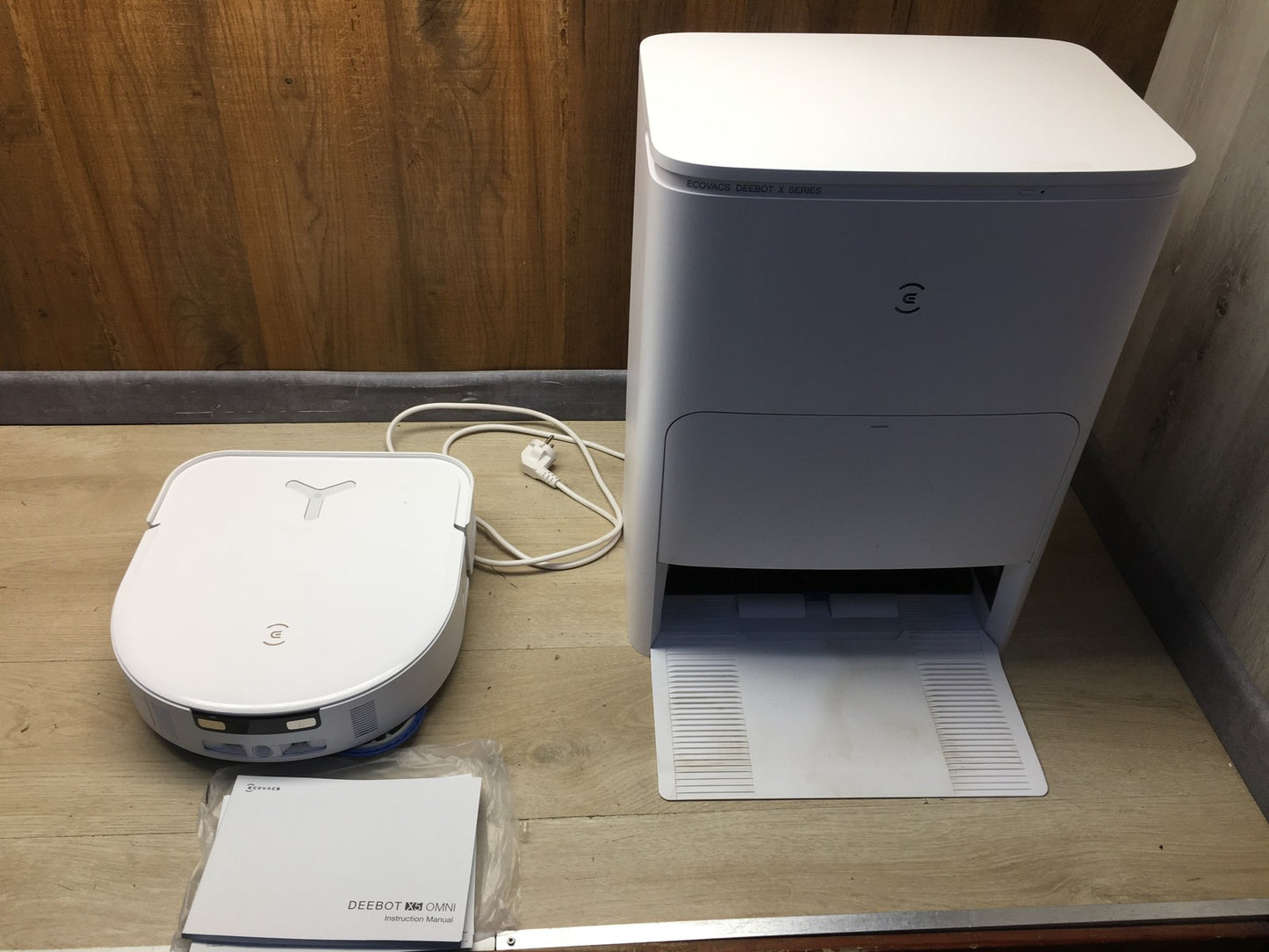 ECOVACS DEEBOT X5 Omni Saugroboter mit Wischfunktion DDX19, 12,800Pa, I36122