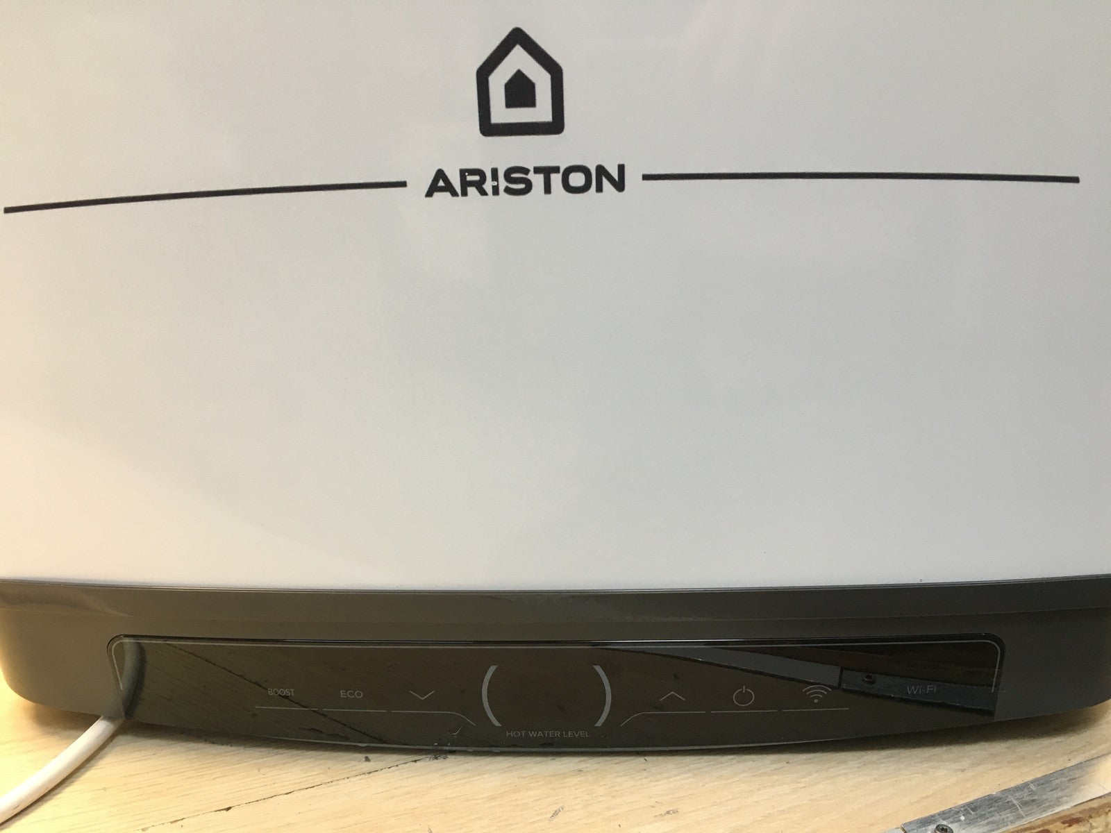 Ariston Quadris 100L WiFi FR EU Warmwasserspeicher 3060882, 100L, EEK:B, I36956