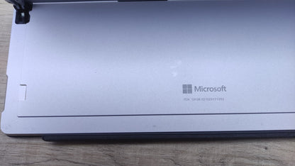 Microsoft Surface Pro 4 Windows Tablet 2736x1824 Touch m3-6Y30 4GB RAM 128GB SSD