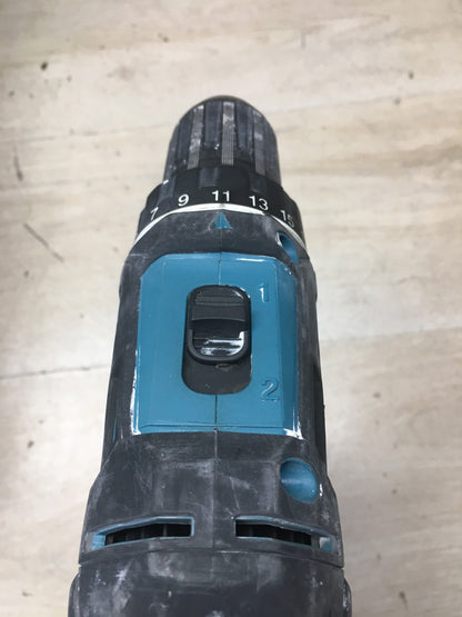 Makita DDF482 Akku-Bohrschrauber ohne Akkus, mit Ladegerät, I38204