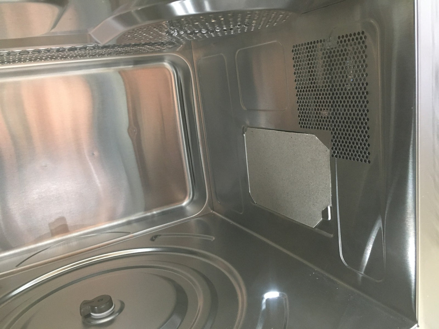Panasonic NN-CD565B Mikrowelle 27L, Grill 1300W, Mikrowelle 1000W, I38277