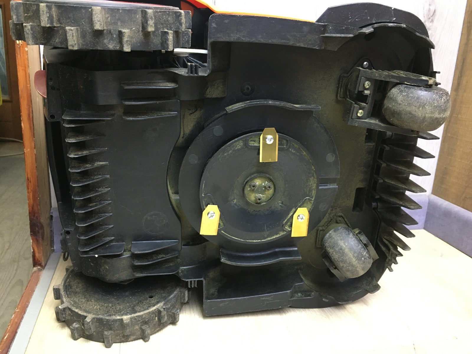 Yard Force FORCE Mähroboter COMPACT 300RBS bis zu 300 qm, I34797
