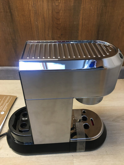 De'Longhi EC685.M Espressomaschine mit Milchaufschäumer, 1350W, I39743