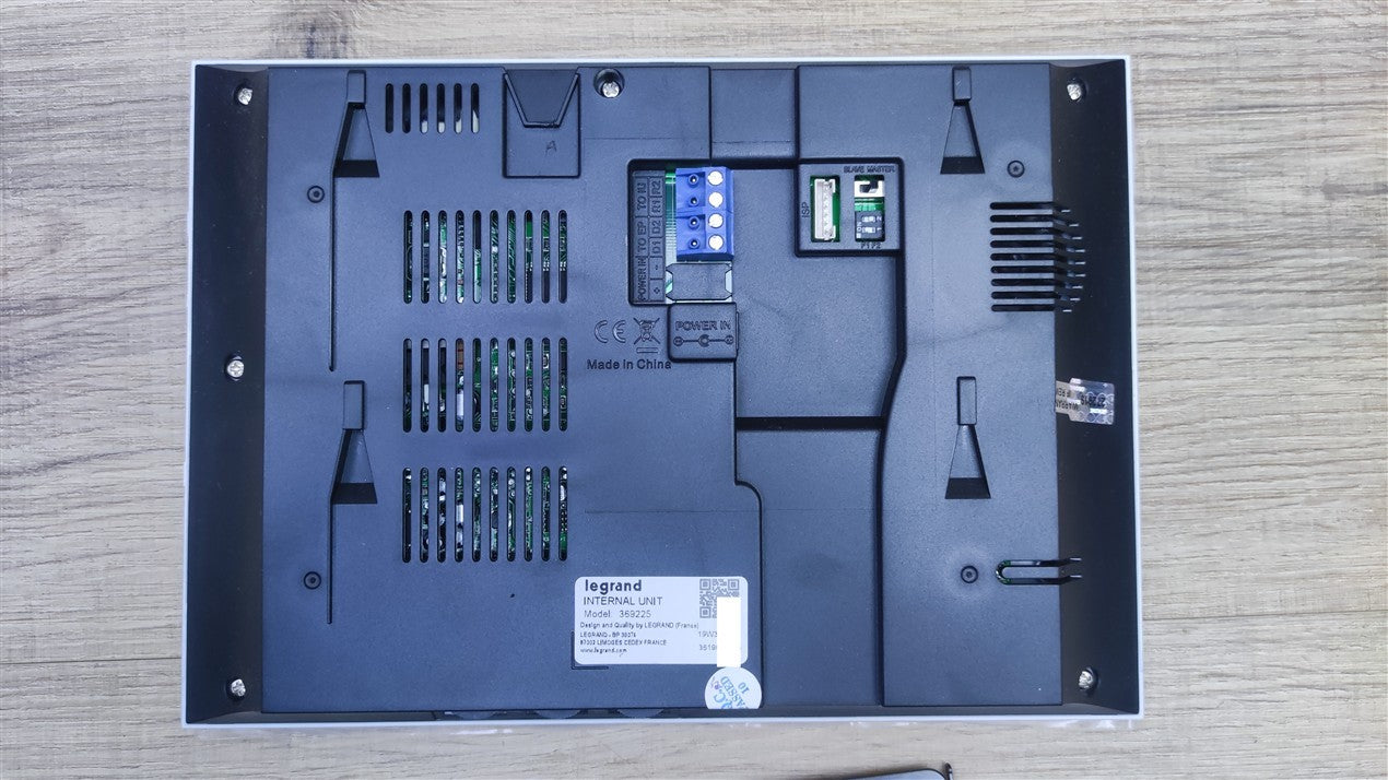 LEGRAND 369225 Video-Inneneinheit mit 7 Zoll Hochglanz-Farbbildschirm I36258