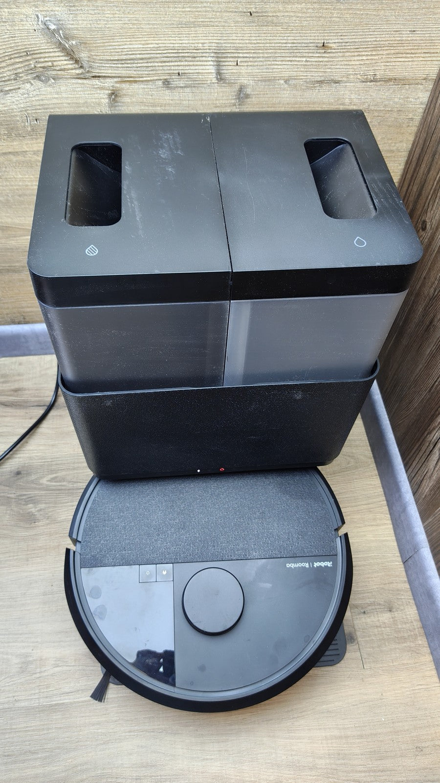 iRobot Roomba Plus Combo Robot Saugroboter mit Wischfunktion RCF-Y1, I39811
