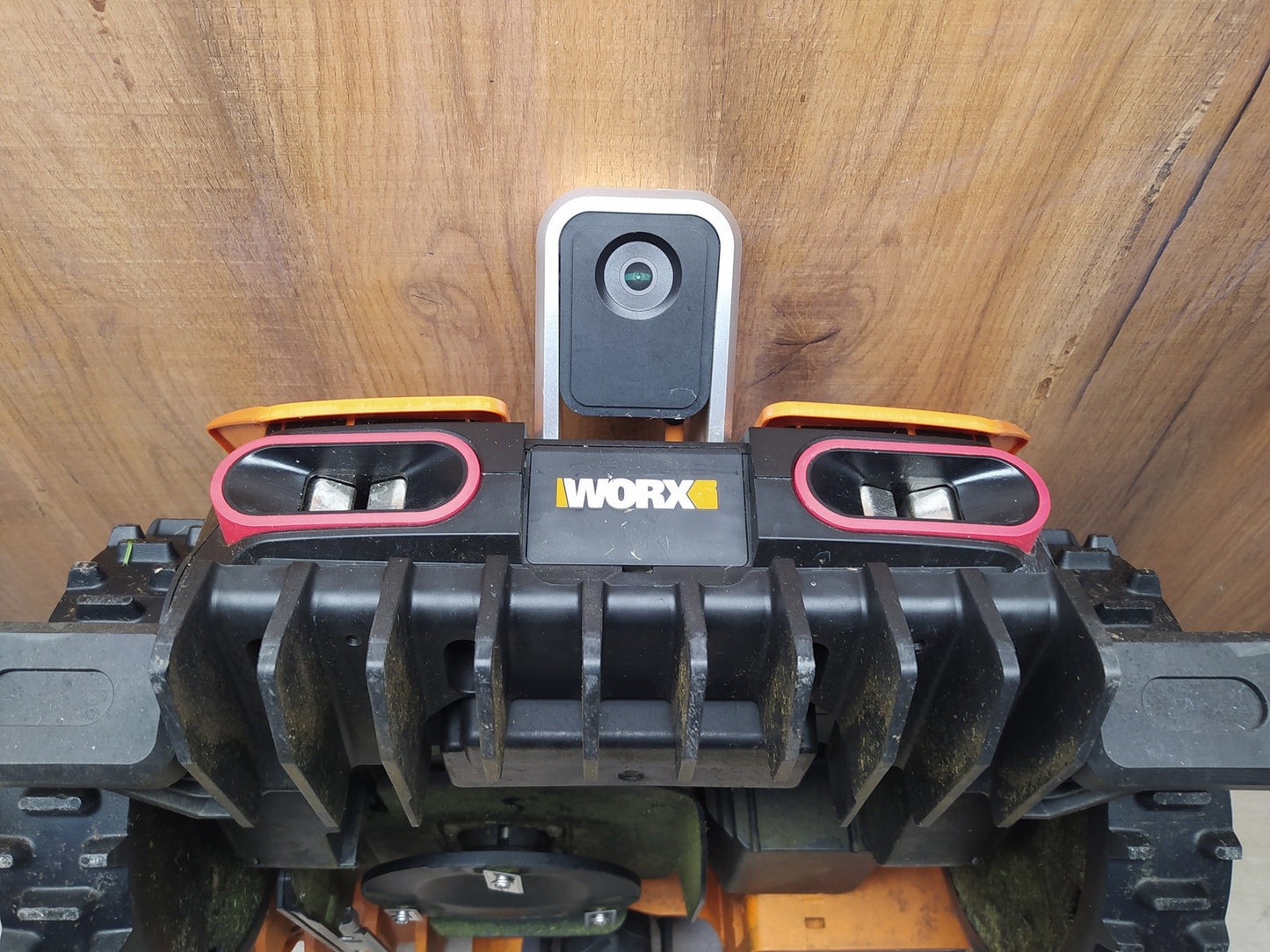 WORX Landroid Vision M600 Mähroboter ohne Begrenzungskabel WR206E.1