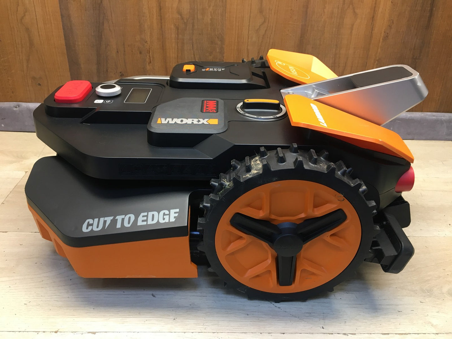 WORX Landroid Vision M600 Mähroboter ohne Begrenzungskabel WR206E.1 I38369