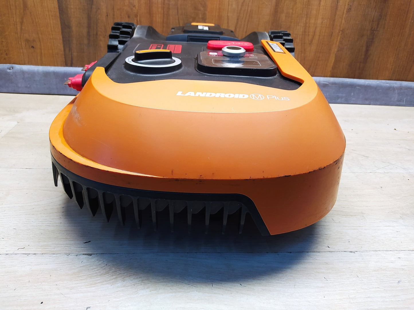 WORX Landroid M700 PLUS WR167E Mähroboter für Gärten bis 700 qm, I37371